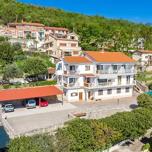 Davor Apartment
